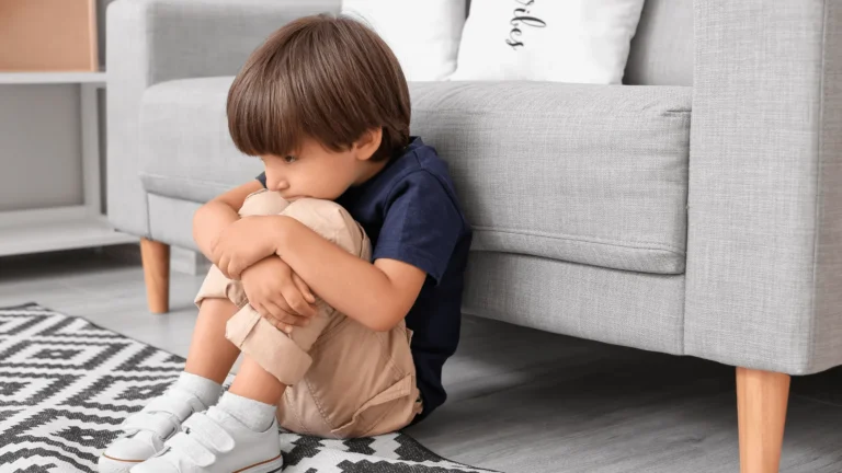 Psikolojisi Bozuk Çocuğun Belirtileri